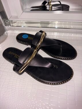 Black size 10 Slip-On Sandals with Gold Accent